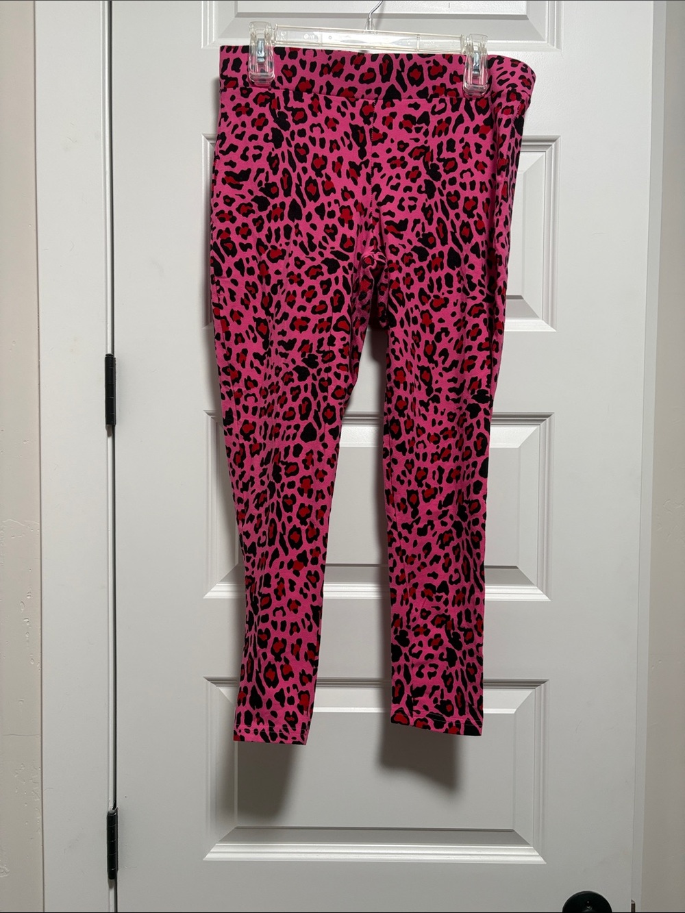 torrid Hot Pink and Black Leopard Print Leggings